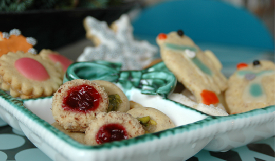 Dinkel-Preiselbeerkrapferl und Marzipan-Punschsterne