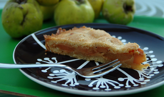 Gedeckter Quittenkuchen