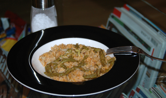 Schweinsgeschnetzeltes mit Reis und Fisolen