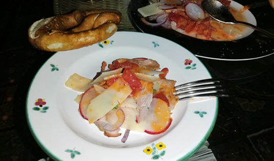 Marinierter kalter Schweinebraten